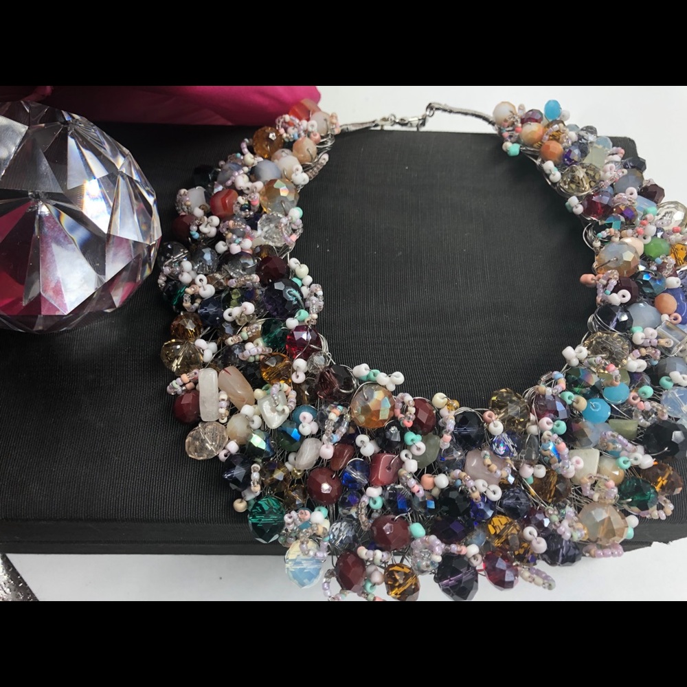Swarovski Beaded Collar 💎